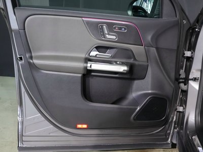 صورة مصغرة 47 لـ 2021 Mercedes-BENZ GLB AMG