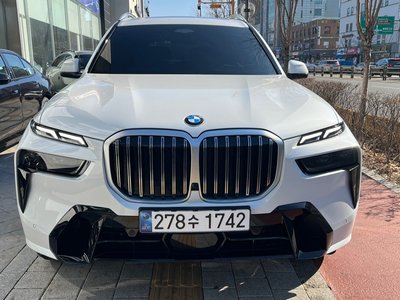 BMW X7