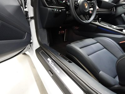 PORSCHE 911 - 6