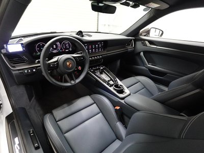 PORSCHE 911 - 4