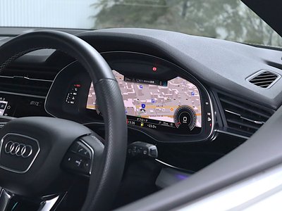 2021 AUDI Q8 photo 2