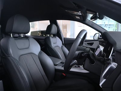 صورة مصغرة 61 لـ 2021 AUDI Q8