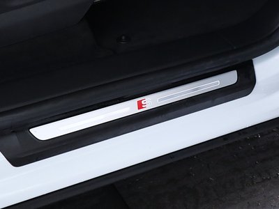 صورة مصغرة 65 لـ 2021 AUDI Q8