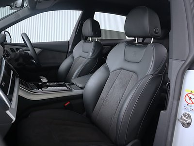 صورة مصغرة 67 لـ 2021 AUDI Q8