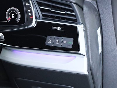 صورة مصغرة 28 لـ 2021 AUDI Q8
