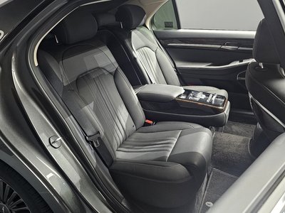 صورة مصغرة 12 لـ 2021 Genesis G90