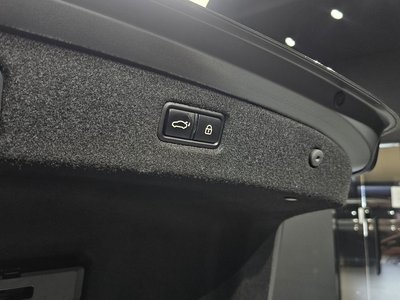 صورة مصغرة 20 لـ 2021 Genesis G90
