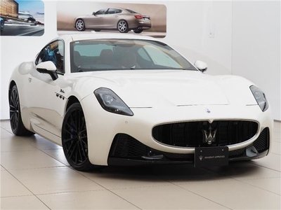 MASERATI GRANTURISMO - 8