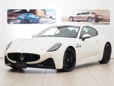 MASERATI GRANTURISMO - 1