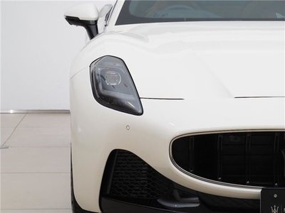 MASERATI GRANTURISMO - 9