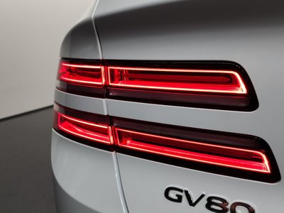 GENESIS GV80 - 10
