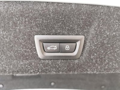 صورة مصغرة 45 لـ 2025 BMW 3 SERIES