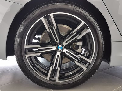 صورة مصغرة 19 لـ 2025 BMW 3 SERIES