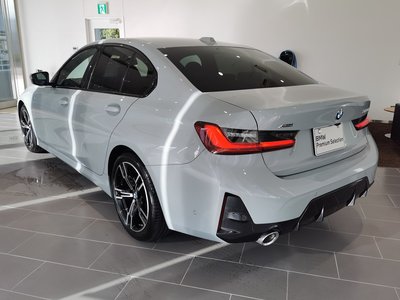 2025 BMW 3 SERIES 照片 10