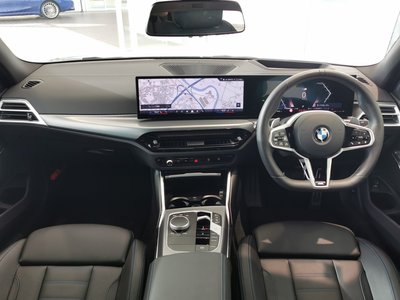 صورة 2 لـ 2025 BMW 3 SERIES