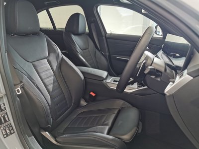 صورة مصغرة 33 لـ 2025 BMW 3 SERIES