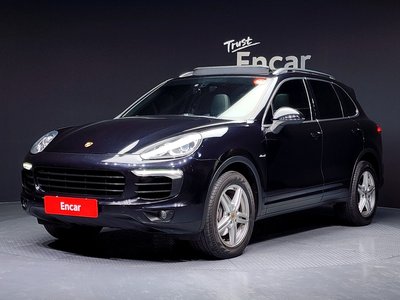 PORSCHE CAYENNE - 1