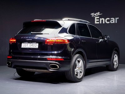 PORSCHE CAYENNE - 3