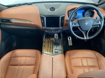 2020 Maserati LEVANTE — фото 15