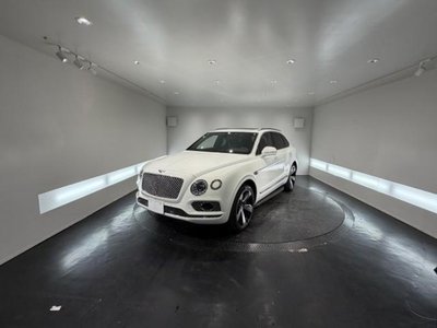 BENTLEY BENTAYGA - 1