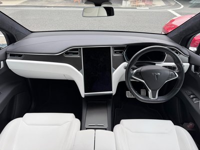 2018 Tesla MODEL X — фото 4