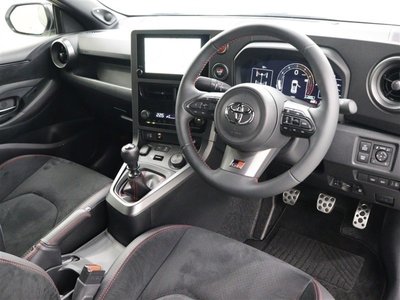 TOYOTA GR YARIS - 6