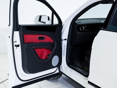 BENTLEY BENTAYGA - 9