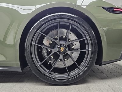 PORSCHE 911 - 8
