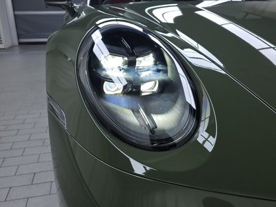 PORSCHE 911 - 9