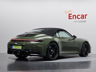 PORSCHE 911 - 4