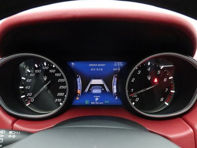 MASERATI LEVANTE - 8