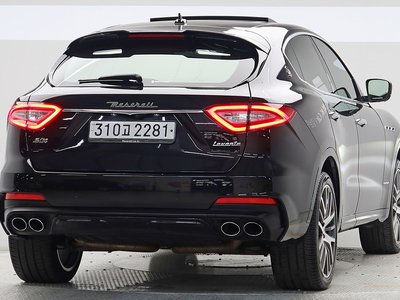 MASERATI LEVANTE - 3