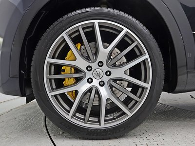 MASERATI LEVANTE - 6