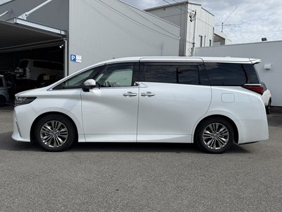 2024 Toyota ALPHARD — фото 36