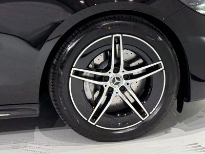 MERCEDES-BENZ E-CLASS - 6