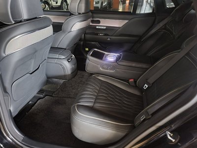 2022 Genesis G90 (RS4) — миниатюра 19