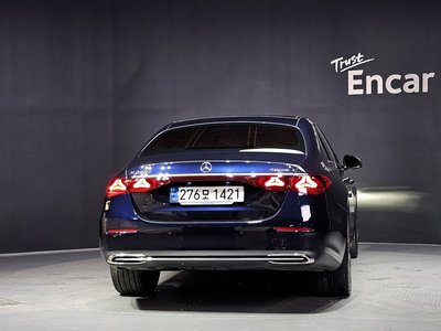 صورة 3 لـ 2024 Mercedes-BENZ E-CLASS