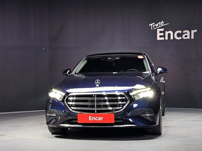 صورة 2 لـ 2024 Mercedes-BENZ E-CLASS