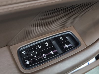 صورة مصغرة 29 لـ 2021 Porsche TAYCAN