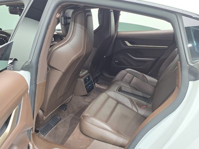 صورة مصغرة 26 لـ 2021 Porsche TAYCAN