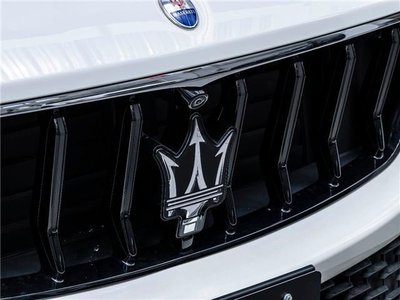 MASERATI LEVANTE - 10