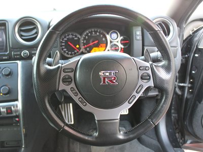 NISSAN GT-R - 5