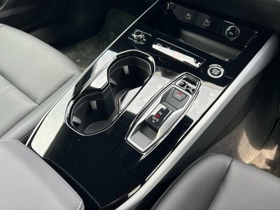 صورة مصغرة 32 لـ 2025 AUDI A5 AVANT