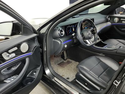 MERCEDES-BENZ E-CLASS - 10