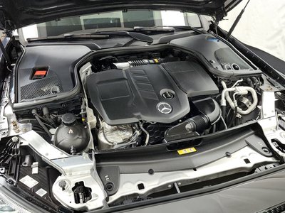 MERCEDES-BENZ E-CLASS - 7