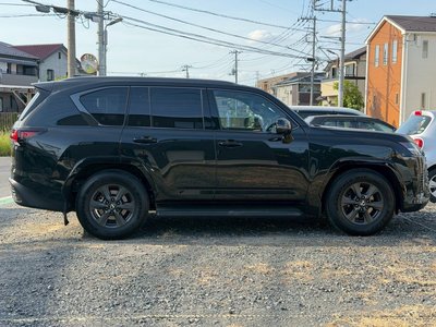 LEXUS LX - 8