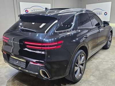 صورة 2 لـ 2020 Genesis GV70