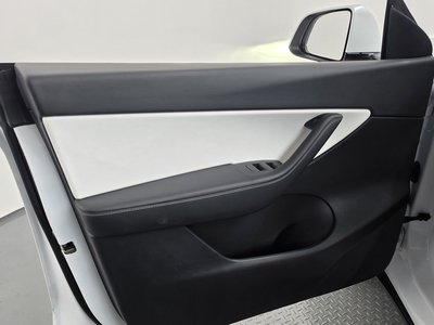 2022 Tesla MODEL Y thumbnail 14