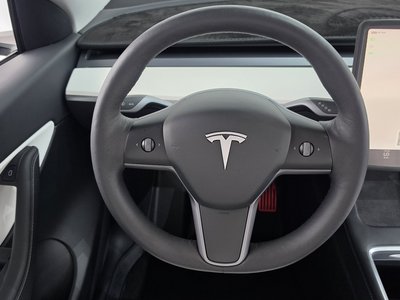 2022 Tesla MODEL Y thumbnail 20