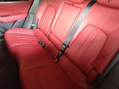 MASERATI LEVANTE - 6